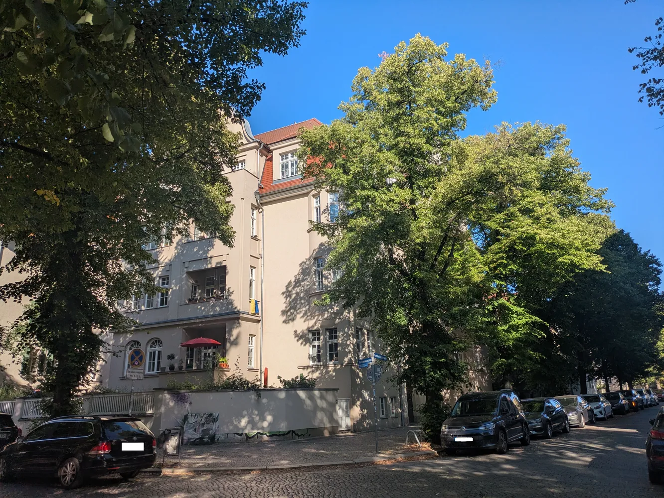 4 Zimmer Wohnung mit 110 m² in Halle (Saale) – Bild 2