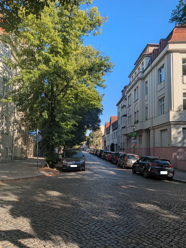 4 Zimmer Wohnung mit 110 m² in Halle (Saale) – Bild 3