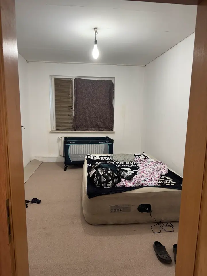 7 Zimmer Wohnung mit 120 m² in Neubrandenburg – Bild 2