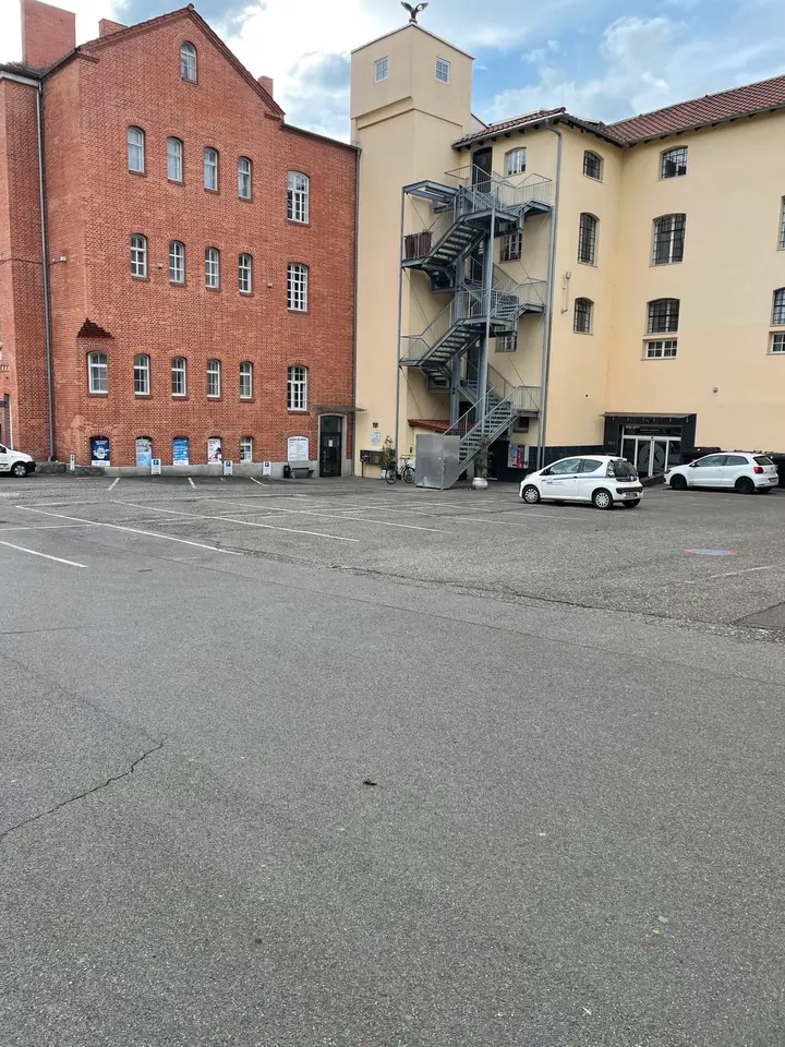 6 Zimmer Wohnung mit 150 m² in Reutlingen – Bild 3