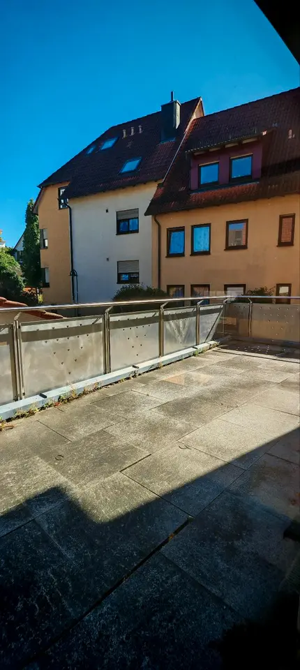 6 Zimmer Wohnung mit 150 m² in Reutlingen – Bild 7