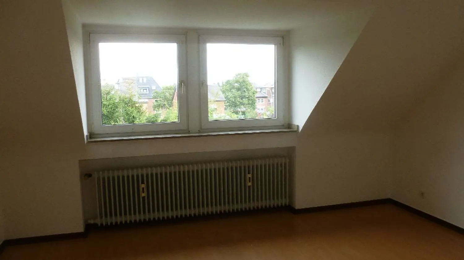 2 Zimmer Wohnung mit 45 m² in Neuss – Bild 2