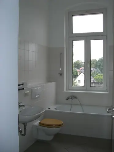 2 Zimmer Wohnung mit 76 m² in Magdeburg – Bild 4