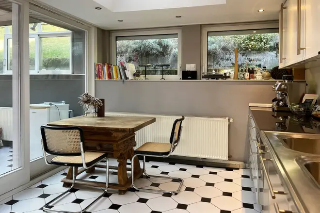 5 Zimmer Wohnung mit 161 m² in Stuttgart – Bild 4