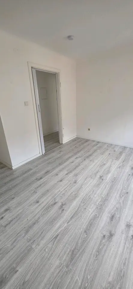 2 Zimmer Wohnung mit 65 m² in Saarbrücken – Bild 2