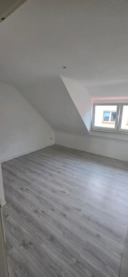 2 Zimmer Wohnung mit 65 m² in Saarbrücken – Bild 6