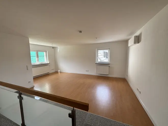 2 Zimmer Wohnung mit 75 m² in Karlsruhe – Bild 2