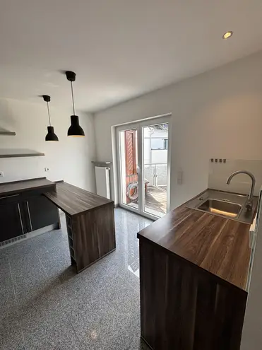 2 Zimmer Wohnung mit 75 m² in Karlsruhe – Bild 6