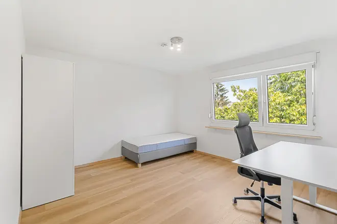 5 Zimmer Wohnung mit 120 m² in Regensburg – Bild 1