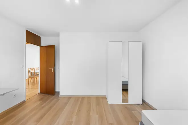 5 Zimmer Wohnung mit 120 m² in Regensburg – Bild 4