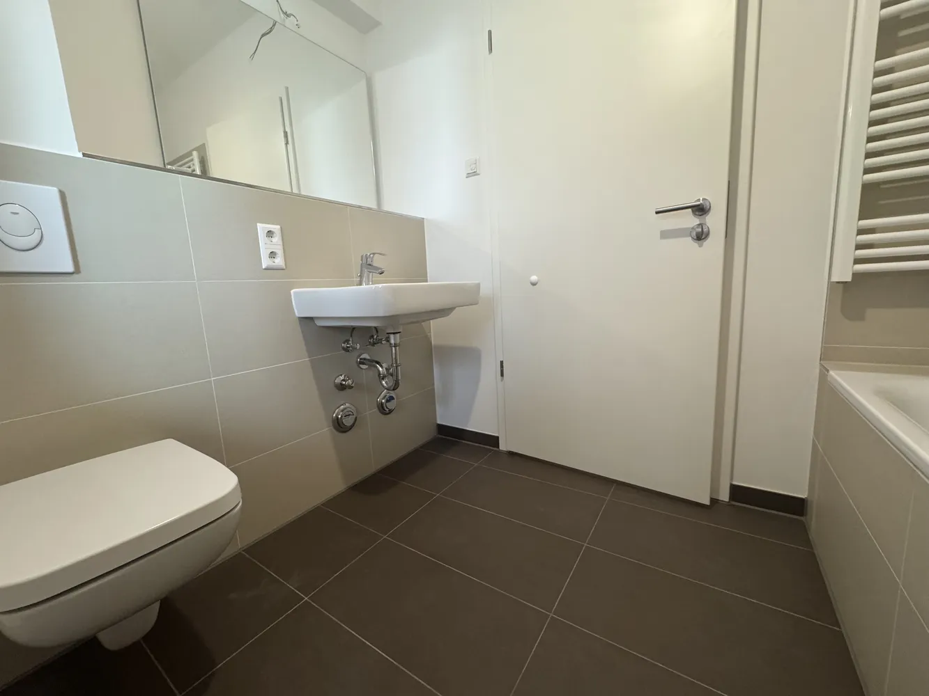 2 Zimmer Wohnung mit 85 m² in Halle (Saale) – Bild 5