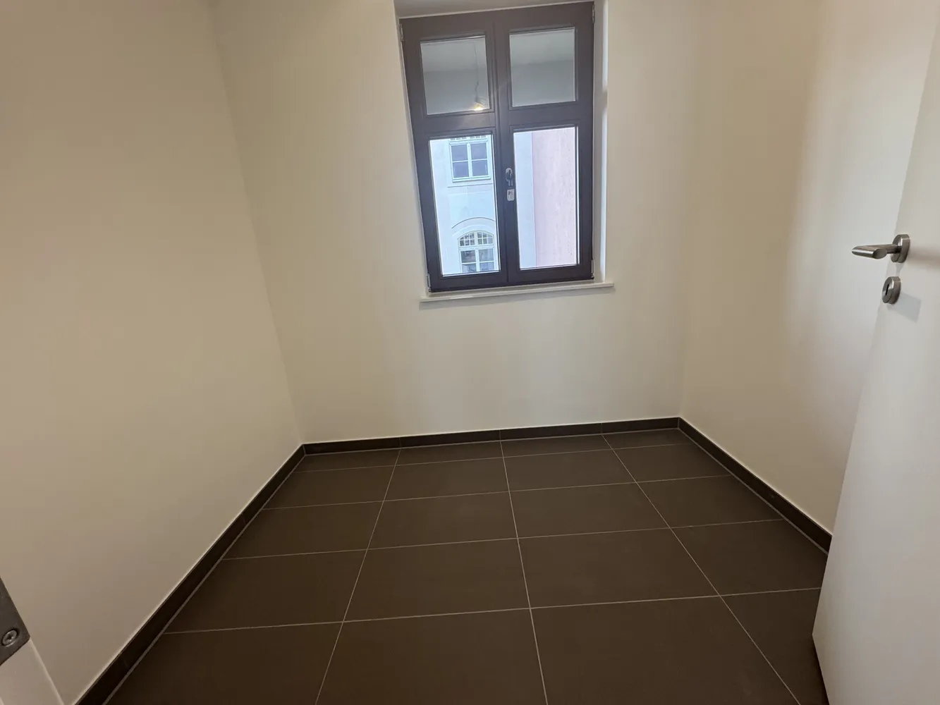 2 Zimmer Wohnung mit 85 m² in Halle (Saale) – Bild 6