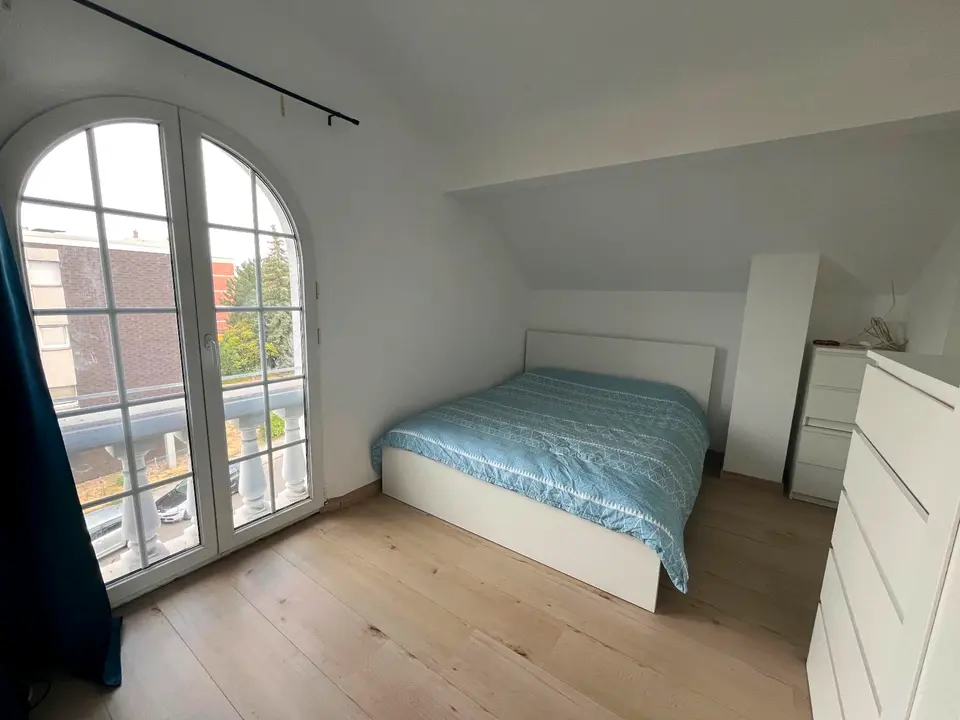 2 Zimmer Wohnung mit 77 m² in Bonn – Bild 6