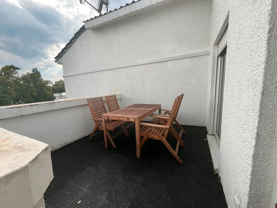 2 Zimmer Wohnung mit 77 m² in Bonn – Bild 8