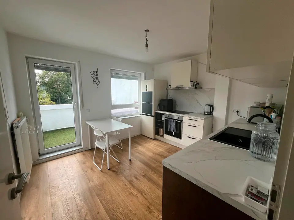 2 Zimmer Wohnung mit 77 m² in Bonn – Bild 10