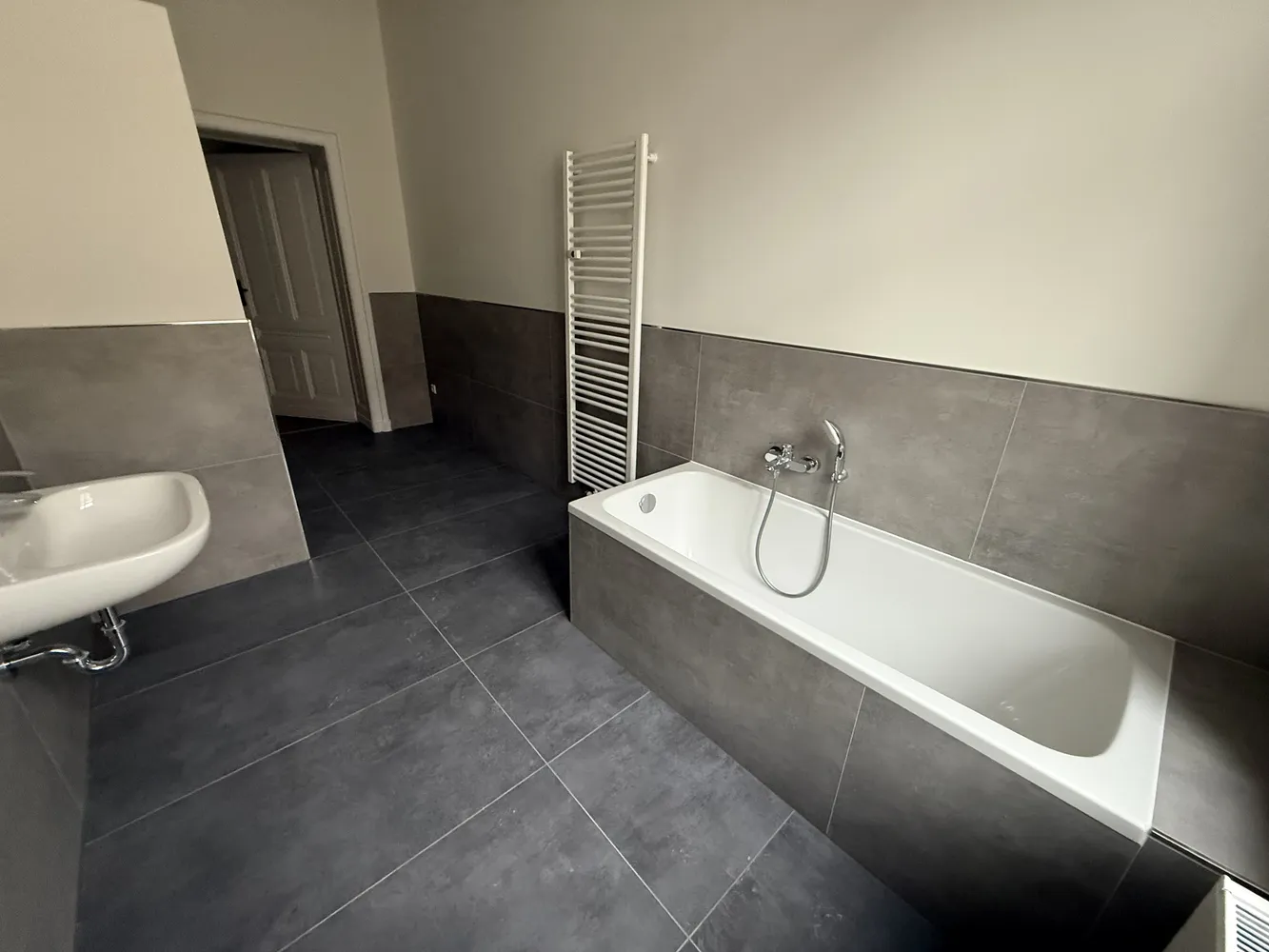 2 Zimmer Wohnung mit 77 m² in Görlitz – Bild 8