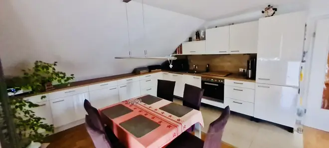 3 Zimmer Wohnung mit 90 m² in Wiesbaden – Bild 5