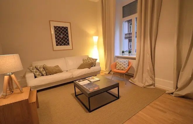 4 Zimmer Wohnung mit 80 m² in Frankfurt am Main – Bild 2