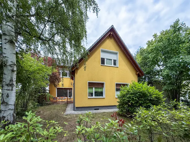 7 Zimmer Haus mit 200 m² in Berlin – Bild 1
