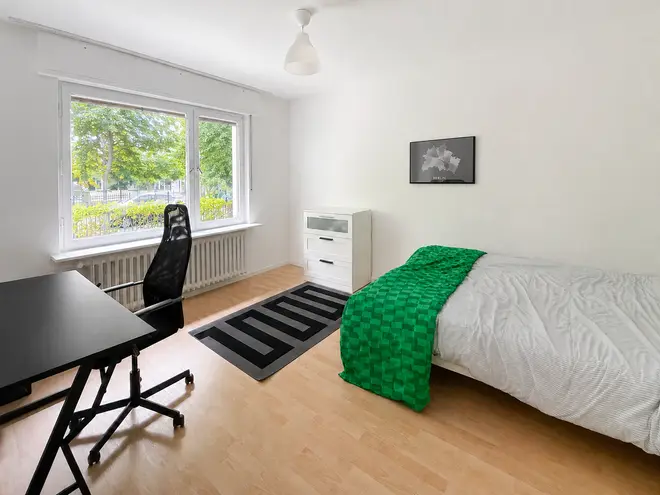 7 Zimmer Haus mit 200 m² in Berlin – Bild 7
