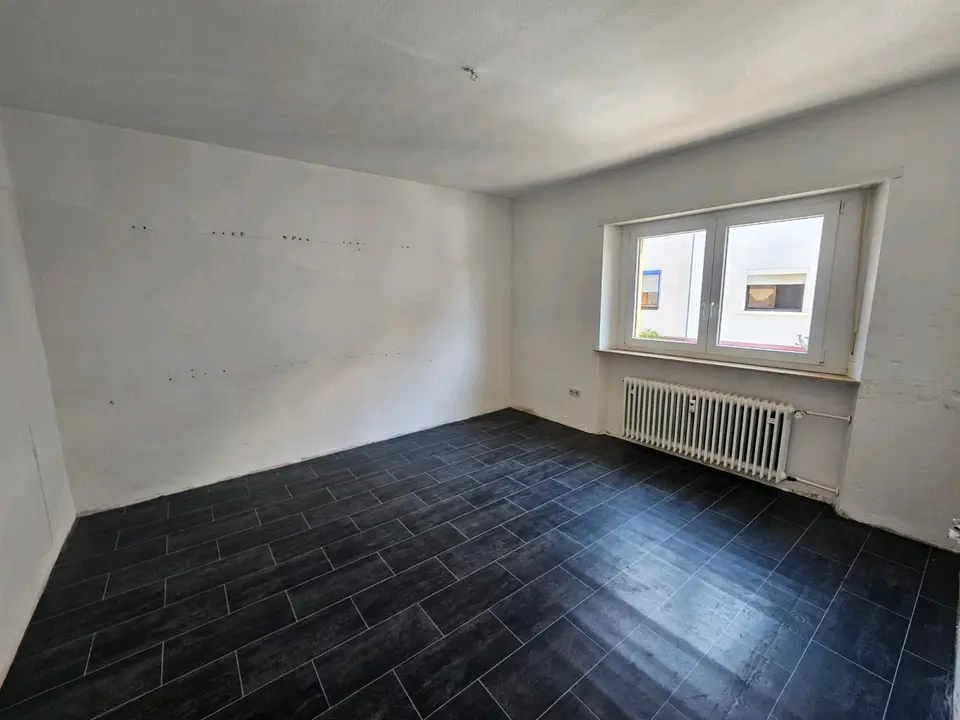 4 Zimmer Wohnung mit 100 m² in Ludwigshafen – Bild 2