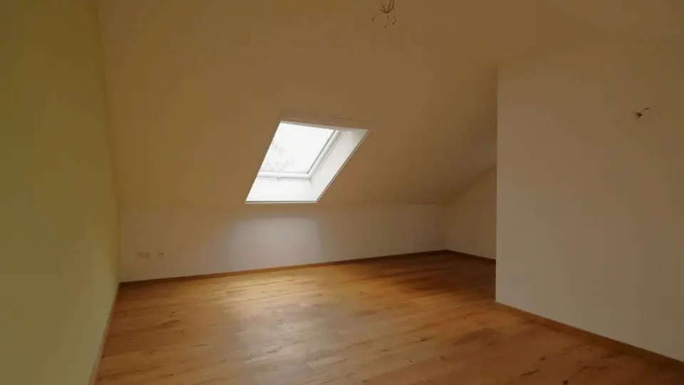 3 Zimmer Haus mit 120 m² in Rastatt – Bild 2