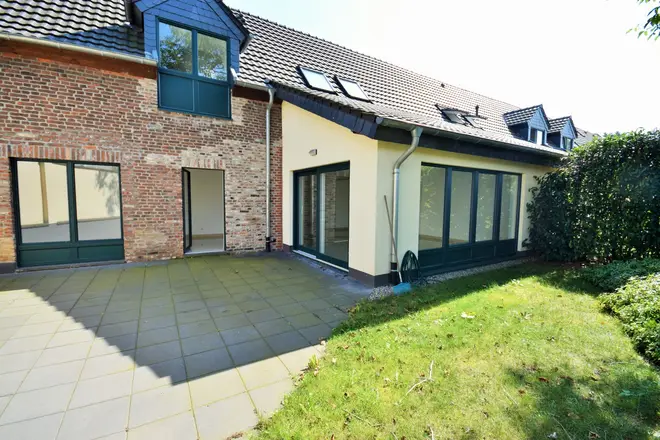 4 Zimmer Haus mit 155 m² in Düsseldorf – Bild 2