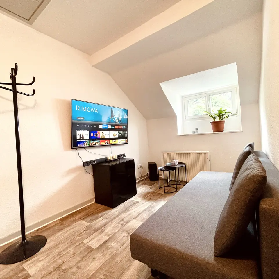 WG-Zimmer mit 82 m² in Koblenz – Bild 2