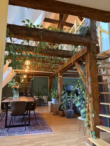 4 Zimmer Wohnung mit 118 m² in Dresden – Bild 2