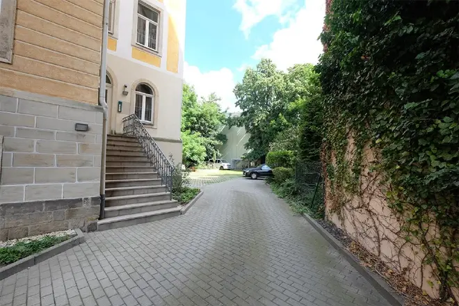2 Zimmer Wohnung mit 52 m² in Dresden – Bild 2