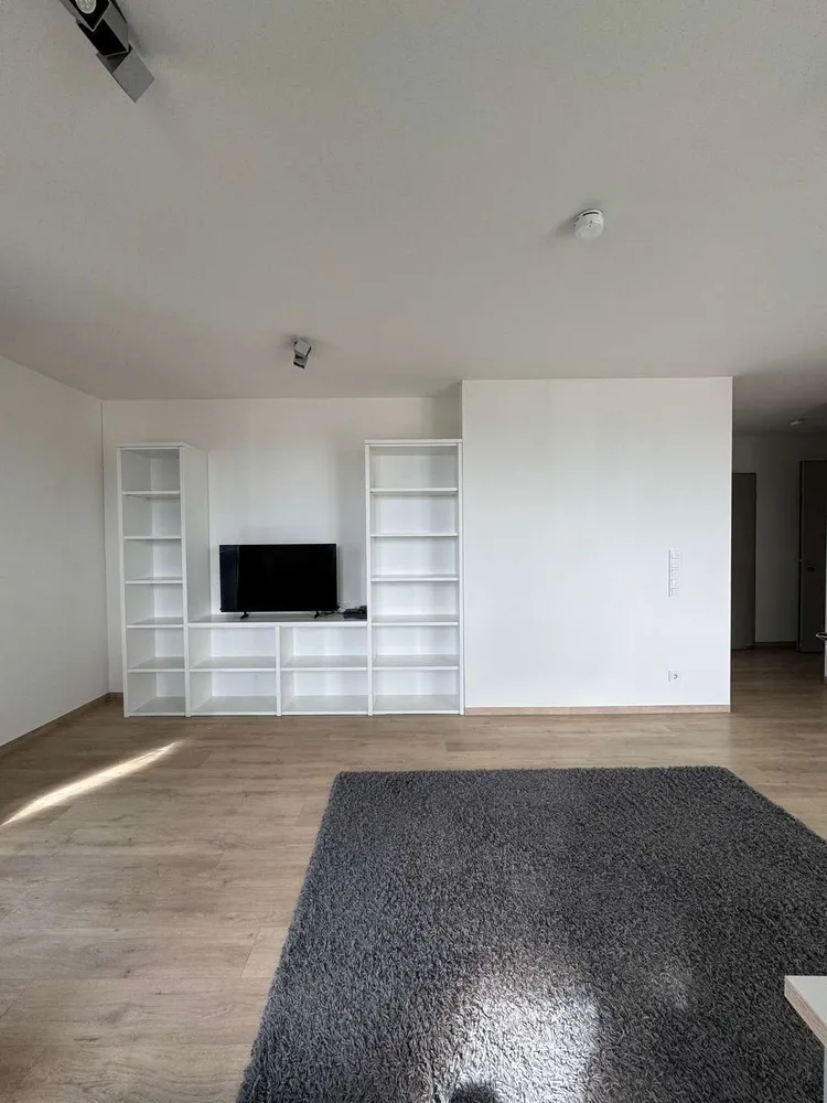 2 Zimmer Wohnung mit 66 m² in Berlin – Bild 3