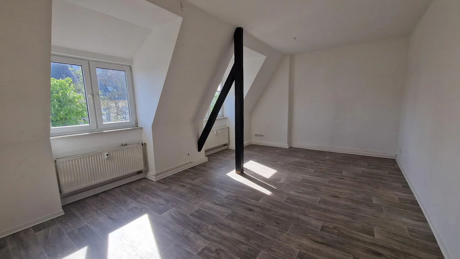 2 Zimmer Wohnung mit 42 m² in Dessau-Roßlau – Bild 2