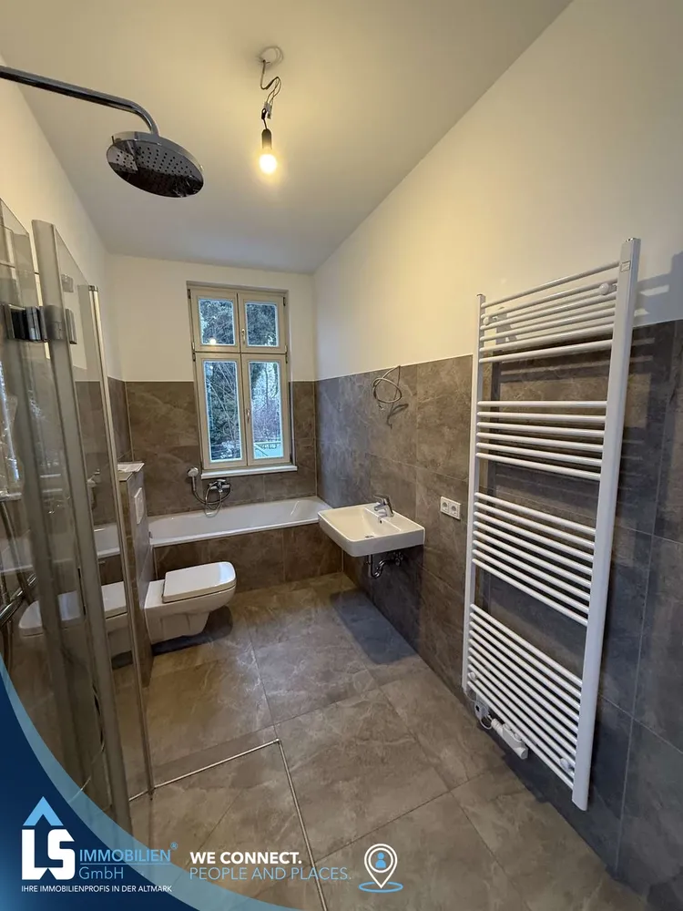 6 Zimmer Wohnung mit 159 m² in Stendal – Bild 11