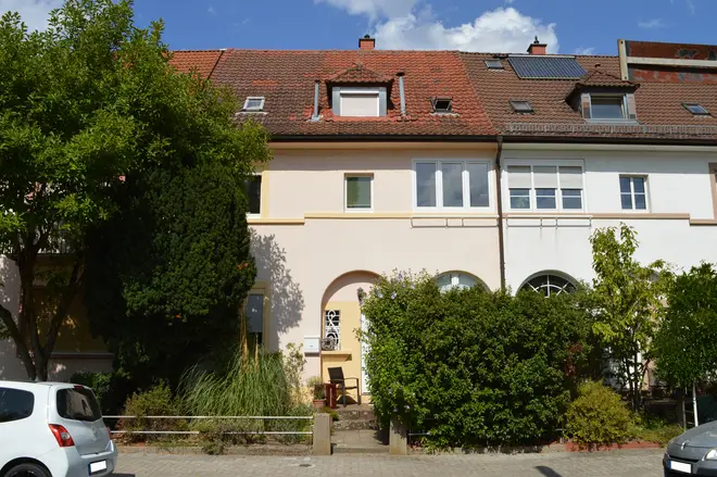 6 Zimmer Haus mit 165 m² in Karlsruhe – Bild 3