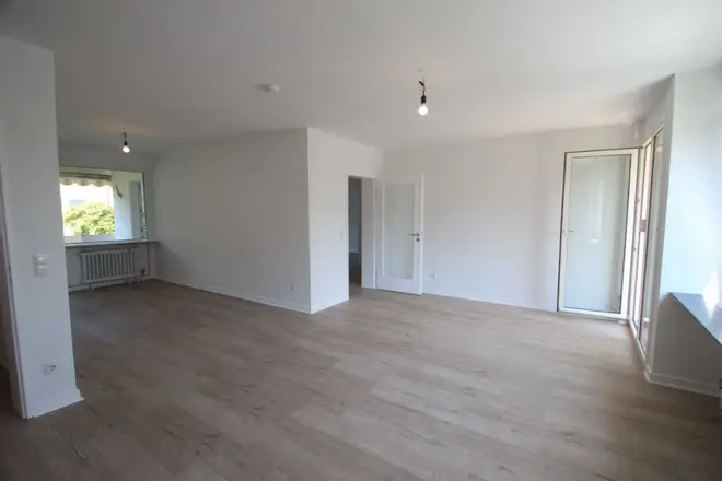 4 Zimmer Wohnung mit 94 m² in Bonn – Bild 2