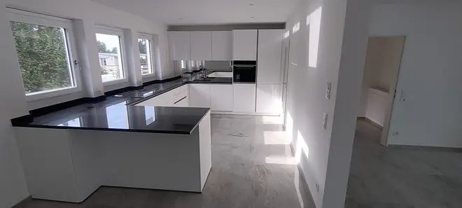 5 Zimmer Wohnung mit 160 m² in Freiburg im Breisgau – Bild 3
