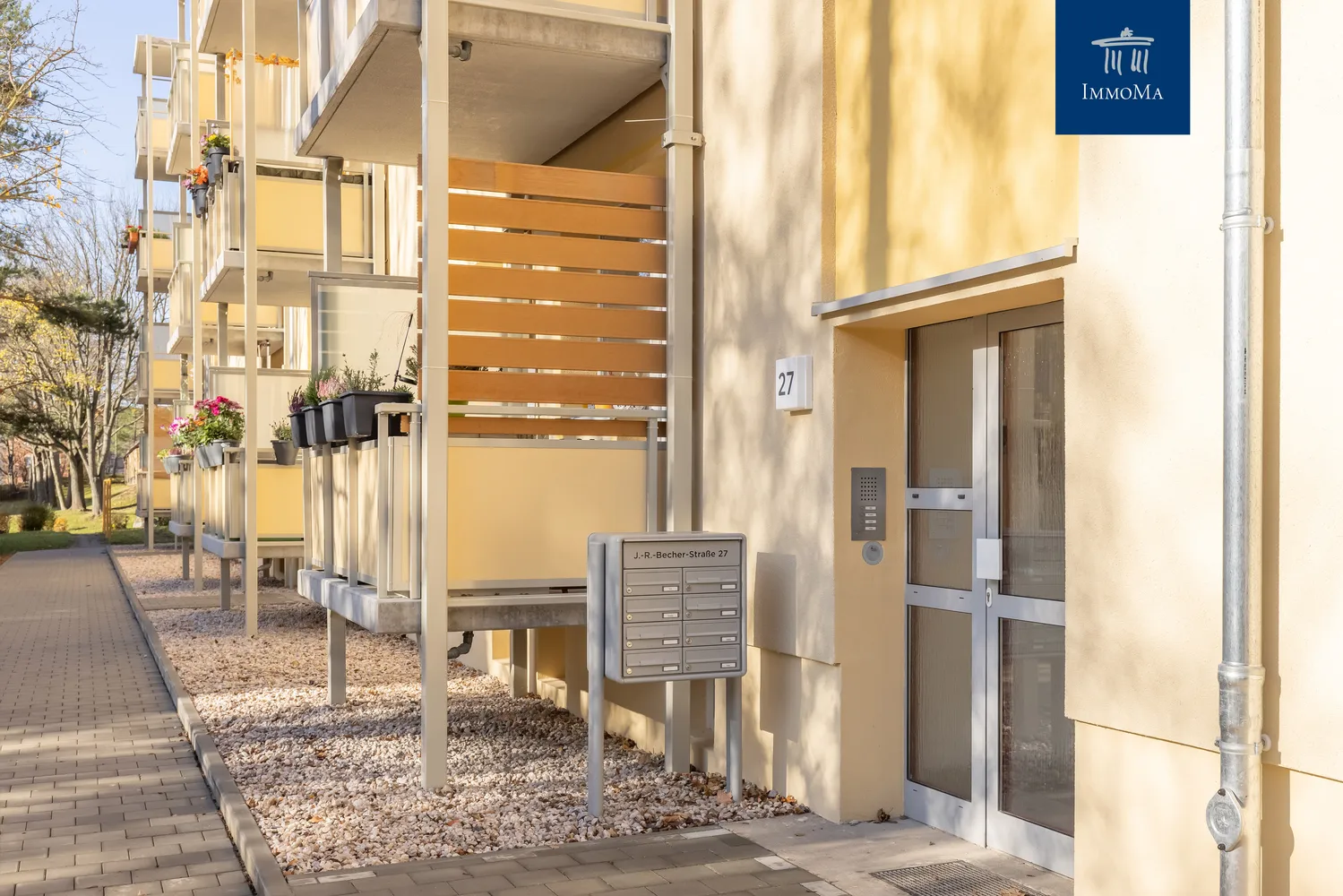 4 Zimmer Wohnung mit 75 m² in Gera – Bild 1