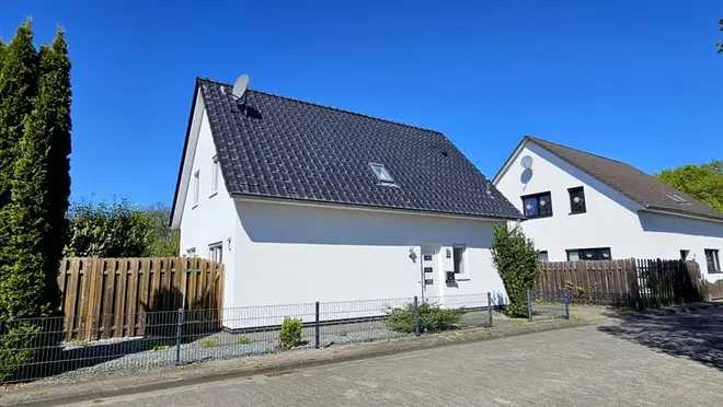 5 Zimmer Haus mit 108 m² in Delmenhorst – Bild 2