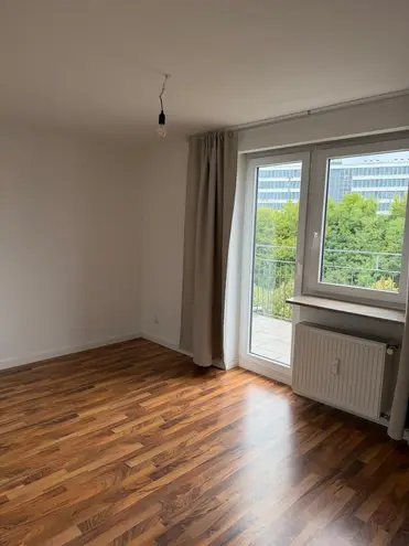 3 Zimmer Wohnung mit 75 m² in Saarbrücken – Bild 2