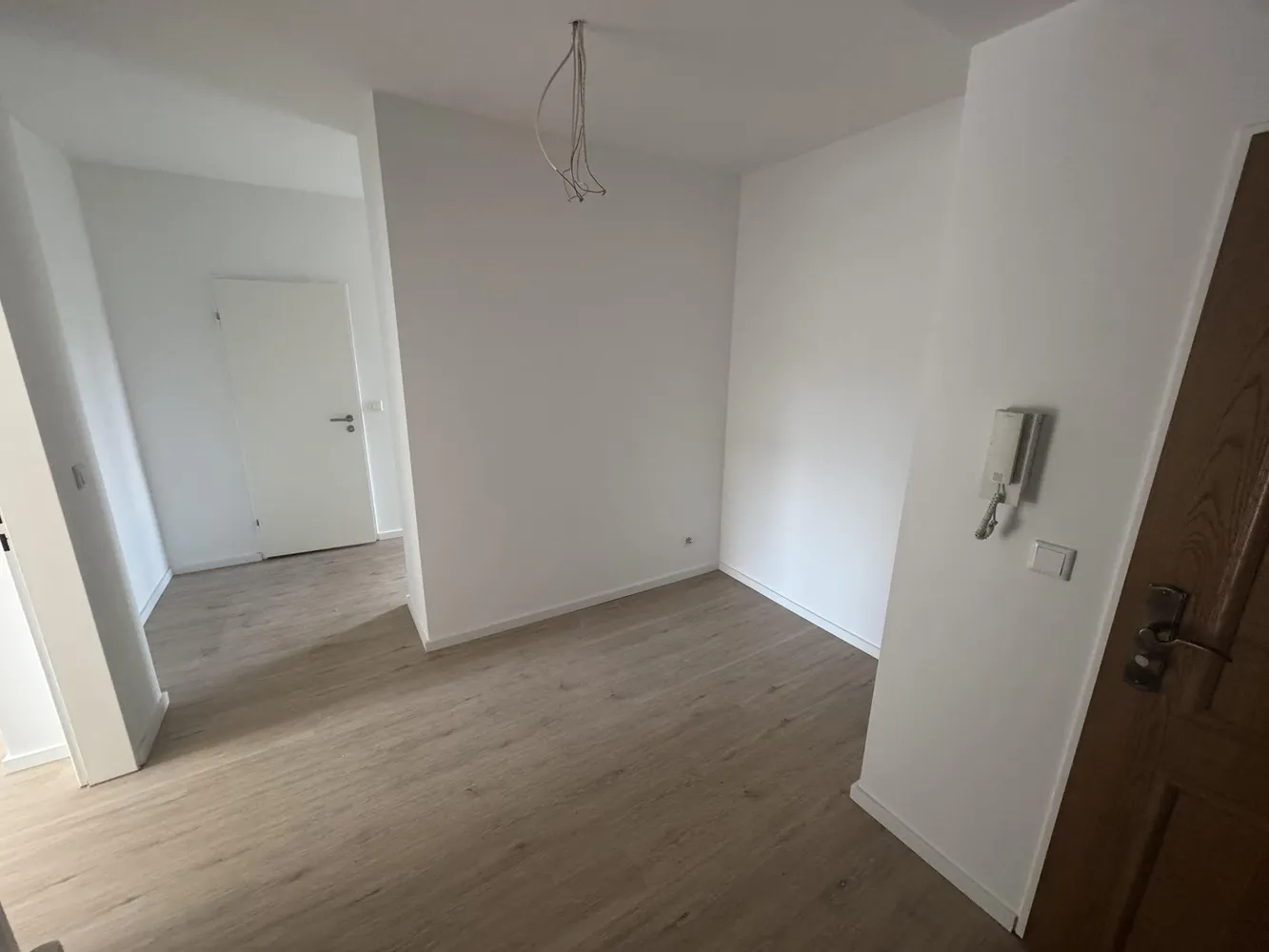 2 Zimmer Wohnung mit 70 m² in Duisburg – Bild 8
