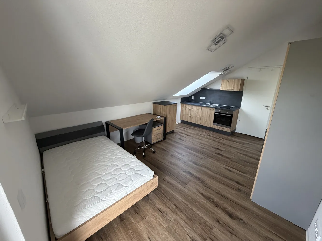 1 Zimmer Wohnung mit 28 m² in Darmstadt – Bild 2