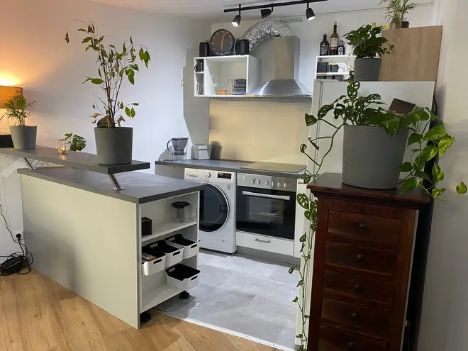 2 Zimmer Wohnung mit 47 m² in Karlsruhe – Bild 2