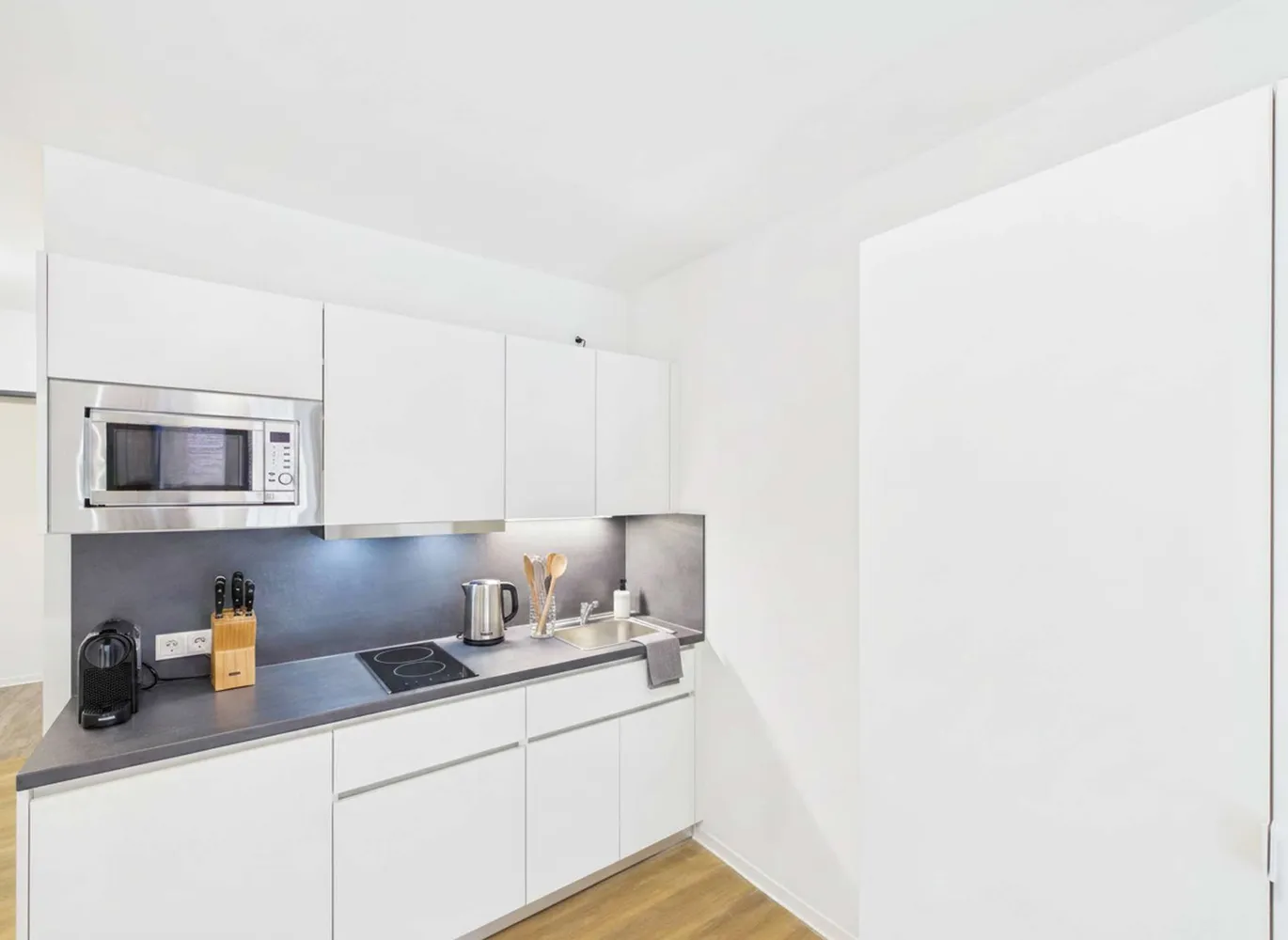 1 Zimmer Wohnung mit 20 m² in Leverkusen – Bild 2
