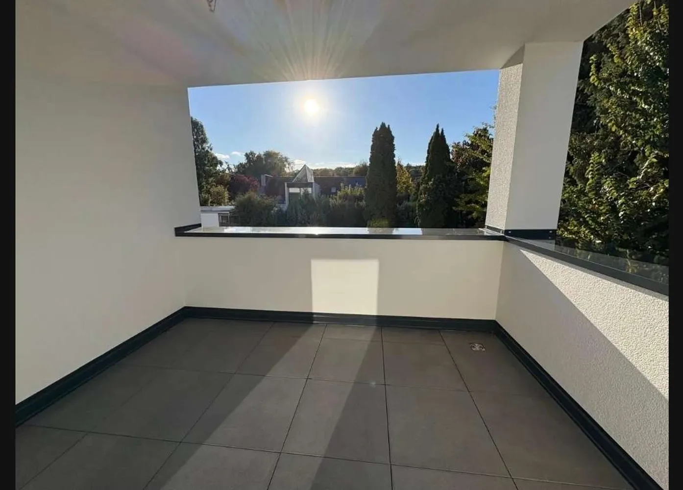 4 Zimmer Wohnung mit 98 m² in Hannover – Bild 1