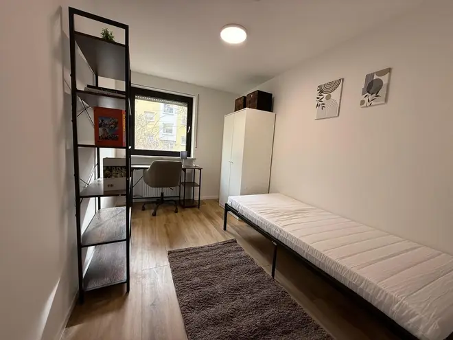 WG-Zimmer mit 18 m² in München – Bild 1