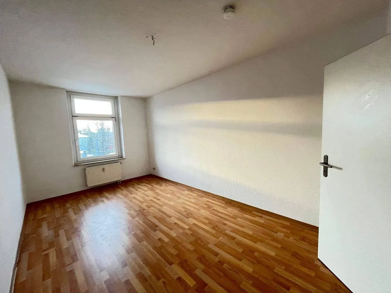 5 Zimmer Wohnung mit 147 m² in Chemnitz – Bild 4