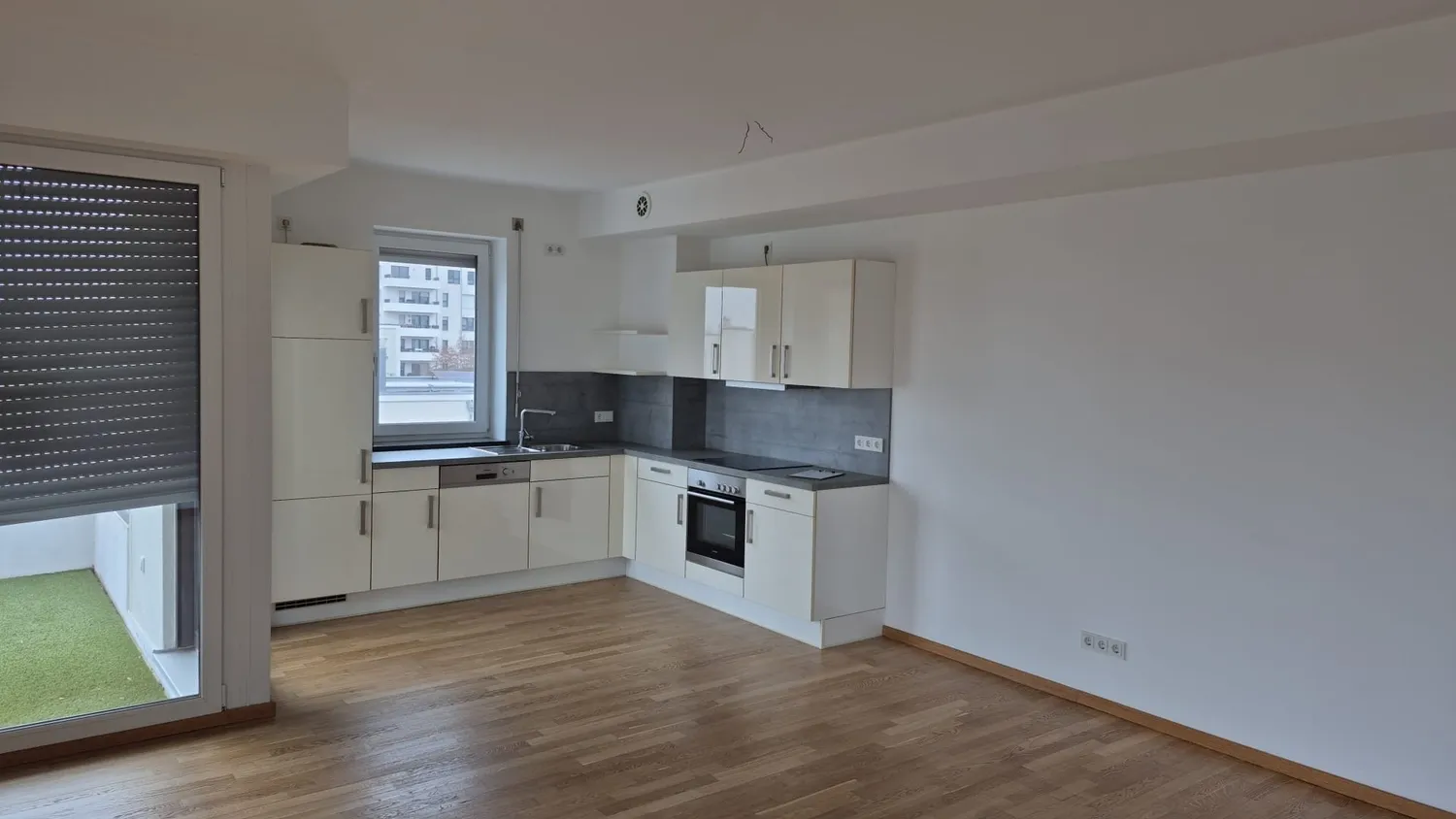 2 Zimmer Wohnung mit 92 m² in Regensburg – Bild 8