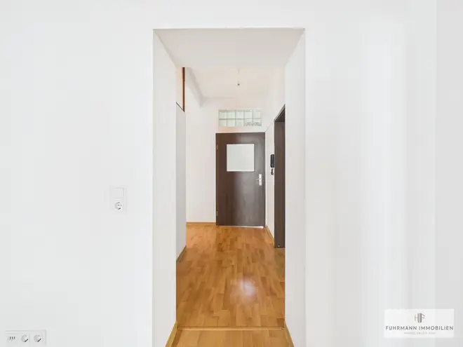 4 Zimmer Wohnung mit 86 m² in Saarbrücken – Bild 2