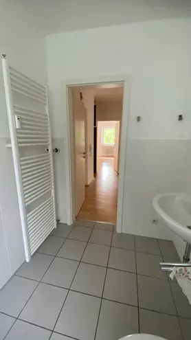 2 Zimmer Wohnung mit 70 m² in Bonn – Bild 3
