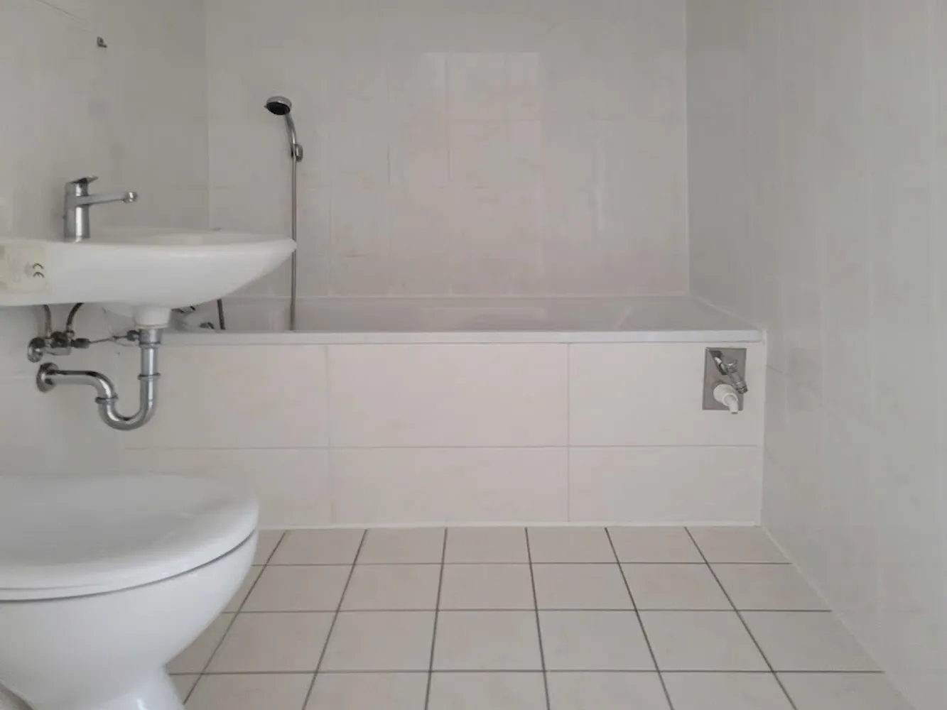 3 Zimmer Wohnung mit 56 m² in Halle (Saale) – Bild 6